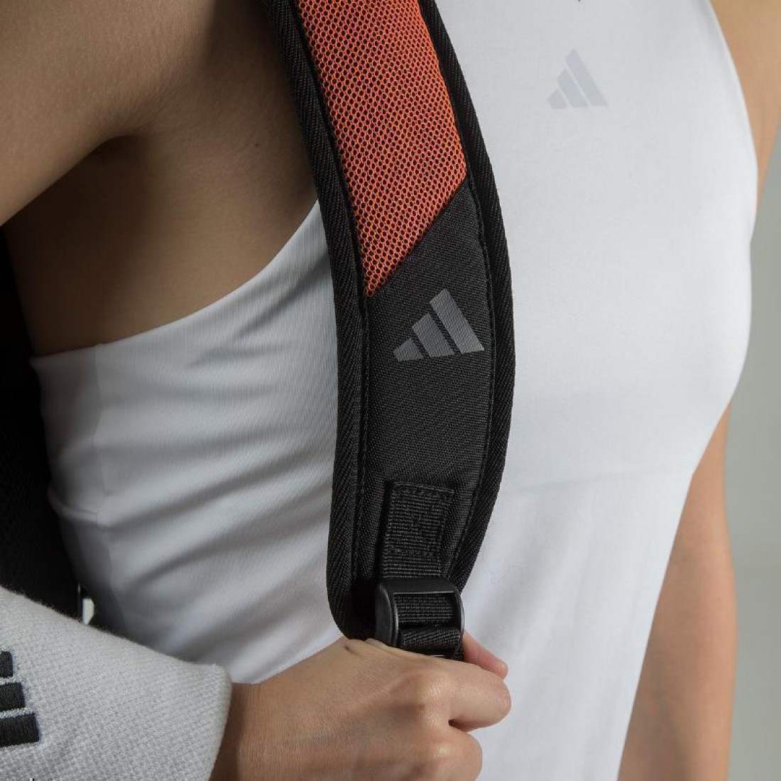 Mochila Adidas Multigame 3.4 Negro Naranja - Imagen 8